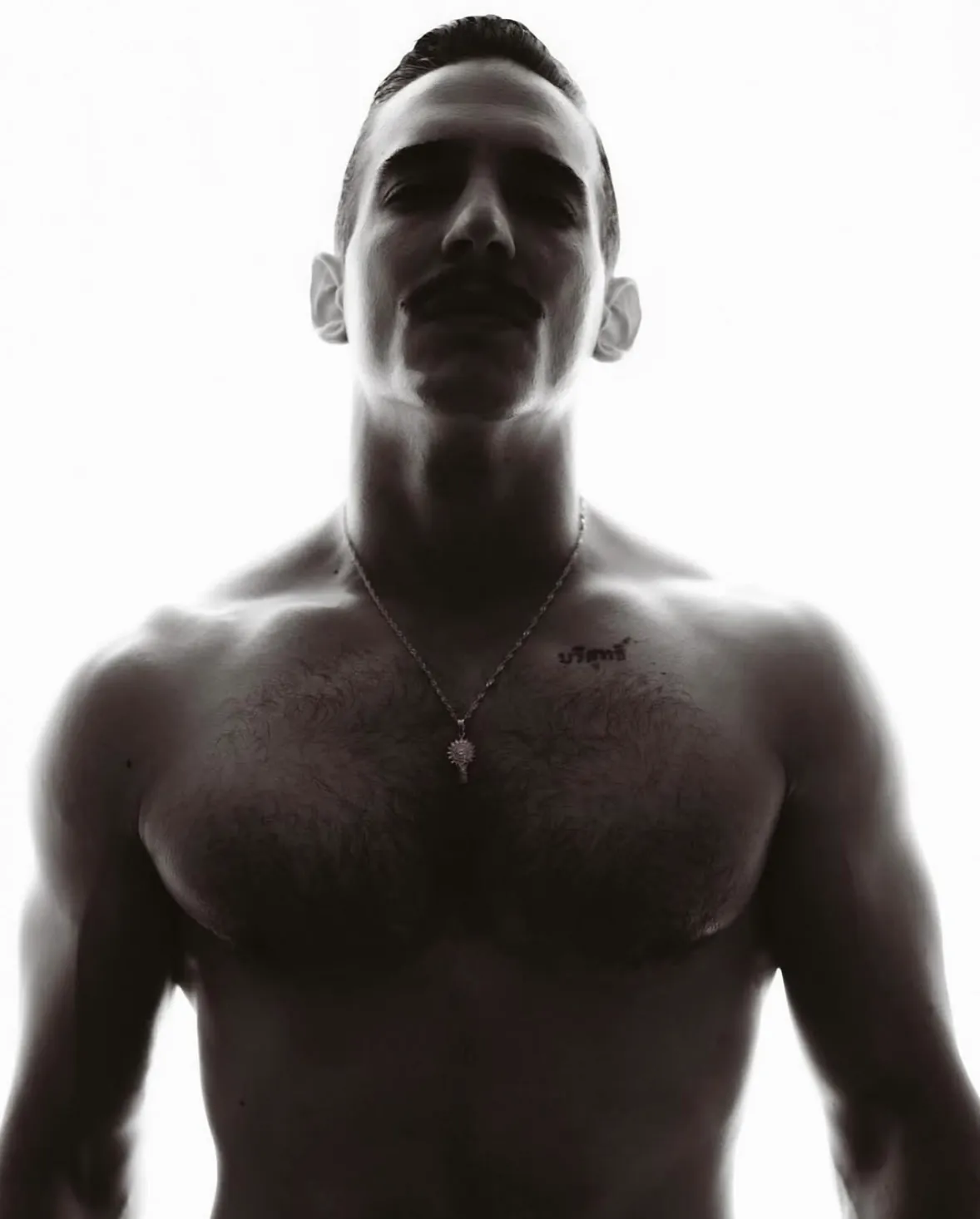 Numéro - Miguel Herrán