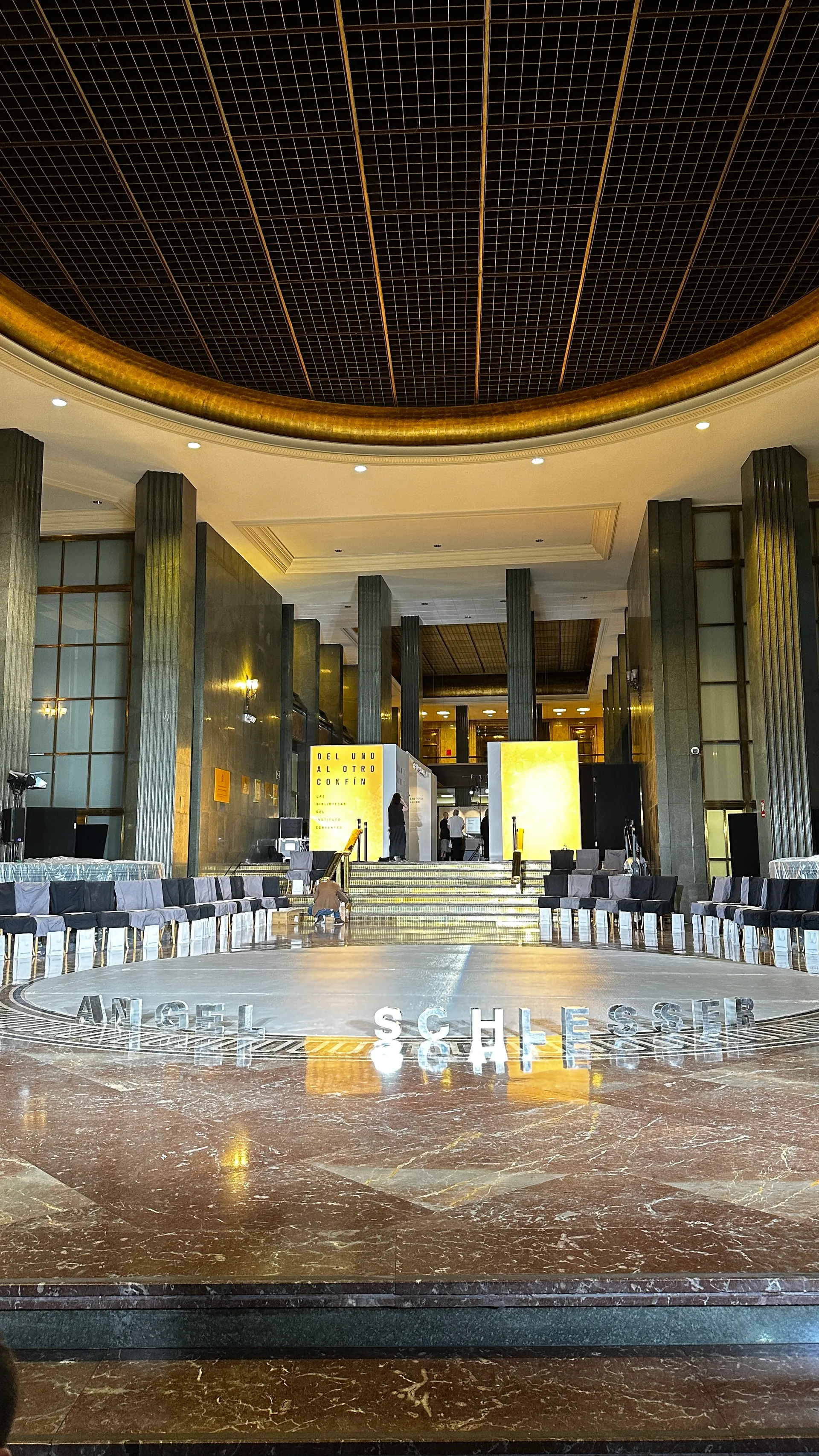 Otoño/Invierno 23.Femme - Angel Schlesser